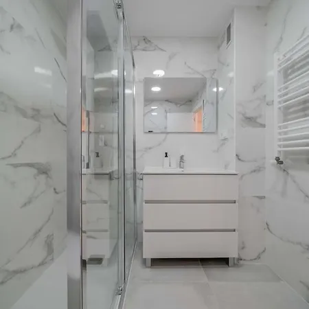 Apartment San Lazaro *