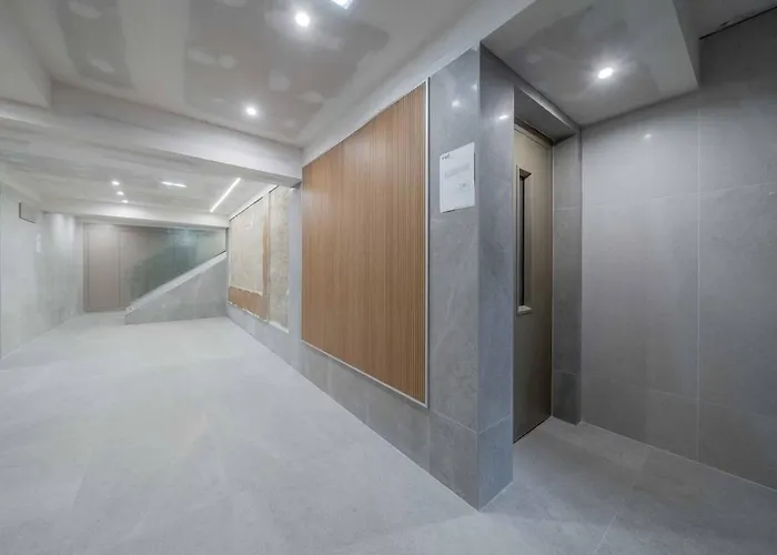 San Lazaro Apartment